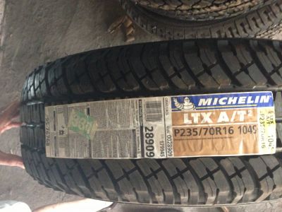 Michellin 235 70R16 A/T2