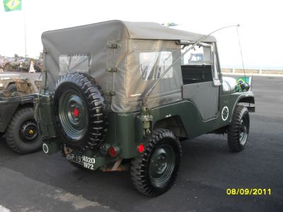 Jeep militar placa preta