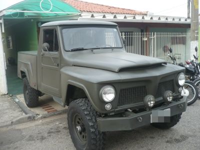 Pick up Ford F75 4x4  80