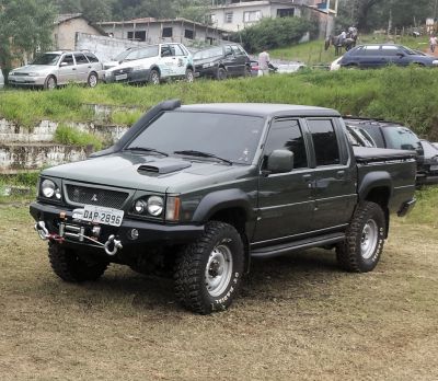 L200 gls sport ano 2001