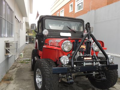 Jeep Willys 1947 vermelho