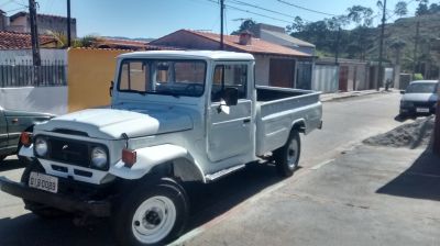 Vendo TOYOTA BANDEIRANTE 