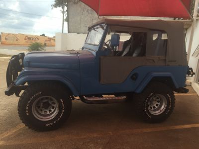 Willys 1982