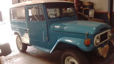 Vendo Toyota Bandeirante 