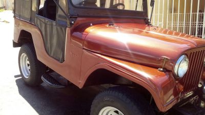 Vendo Jeep Ford 1975 6cc 