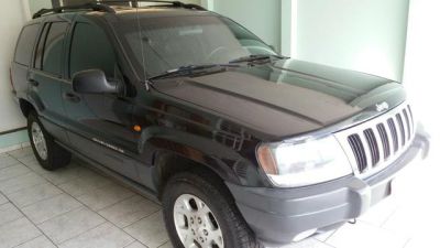 GRAND CHEROKEE LAREDO