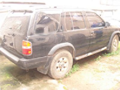 Nissan pathfinder 