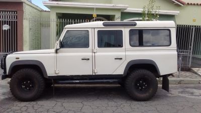 Defender 110 - ano 2002