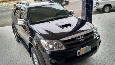 Hilux sw4 srv automatic.