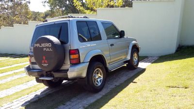 MITSUBISHI PAJERO 3.0 GLS