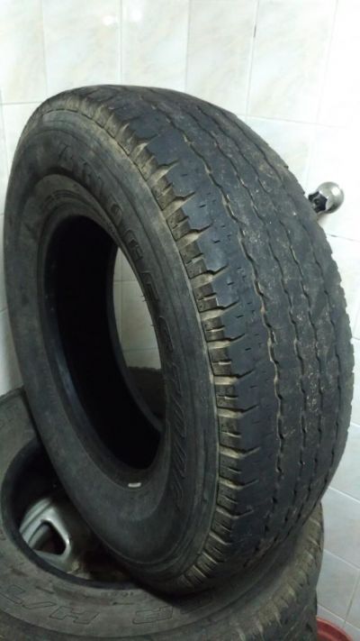 Par de Pneus 225/75 R15