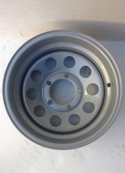 Roda 16x8 5 furos  139,7