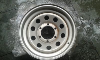 Rodas 15x7 .6 furos