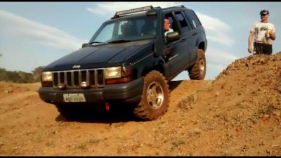 VENDO JEEP CHEROKEE