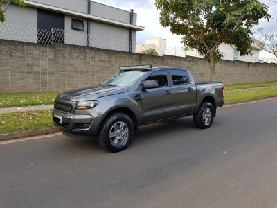 Ford Ranger 2.2 4x4 auto