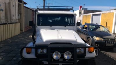 Jipe Toyota Bandeirante