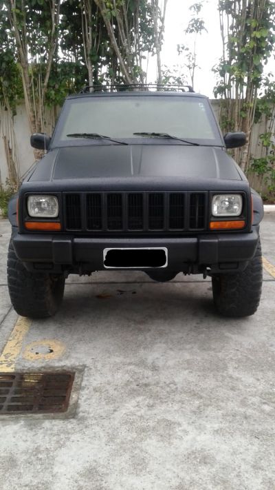 Cherokee Sport ano 2000