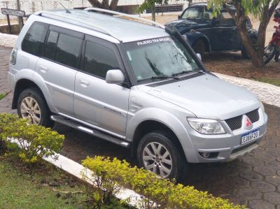 Vendo ou troco Pajero TR4