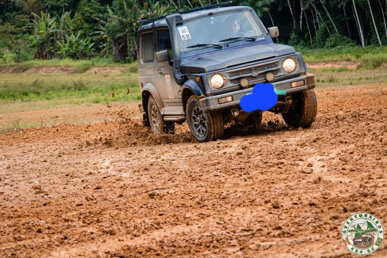 Suzuki Samurai 