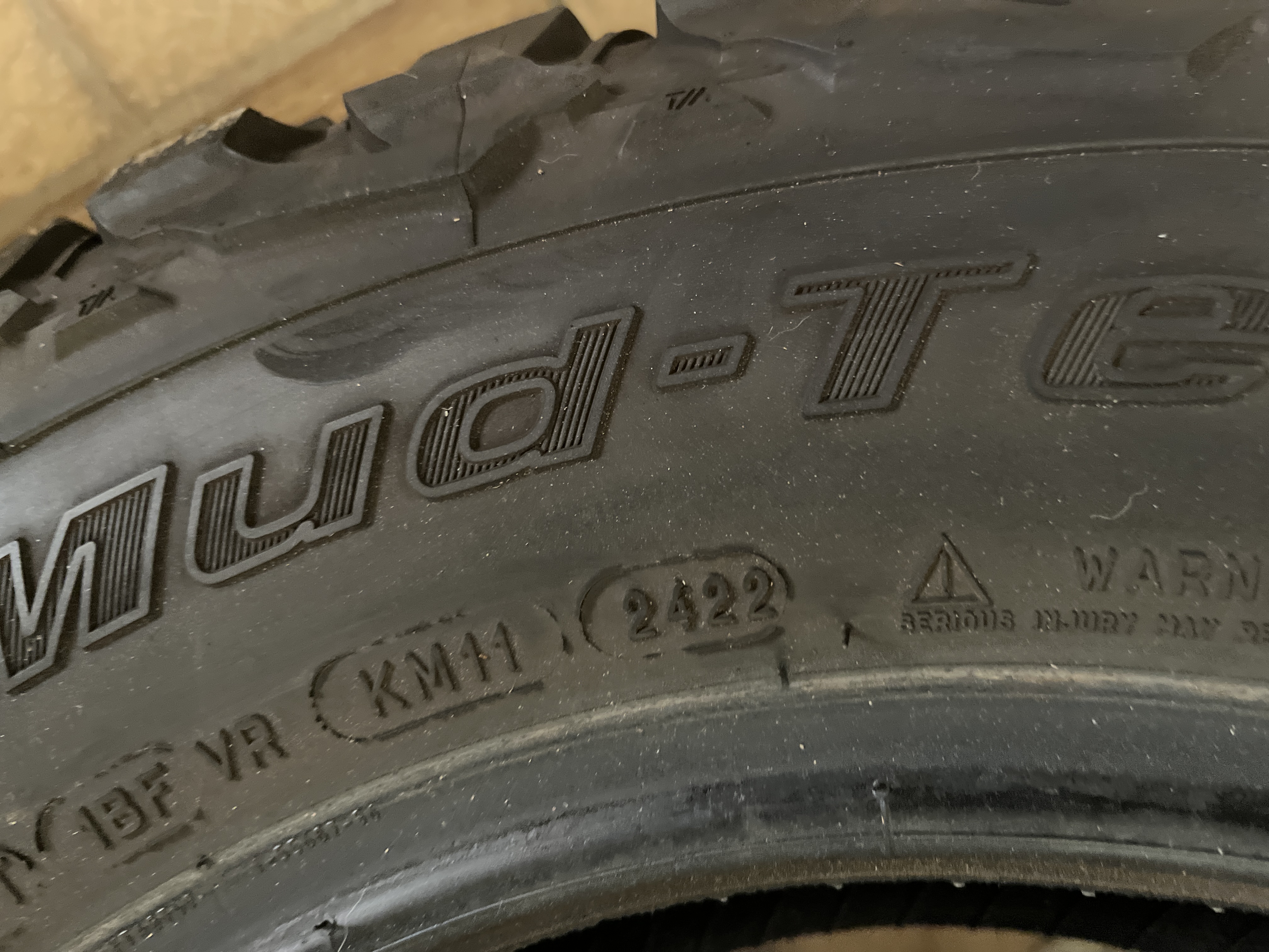 2 pneus MUD 215/75 r15 BF