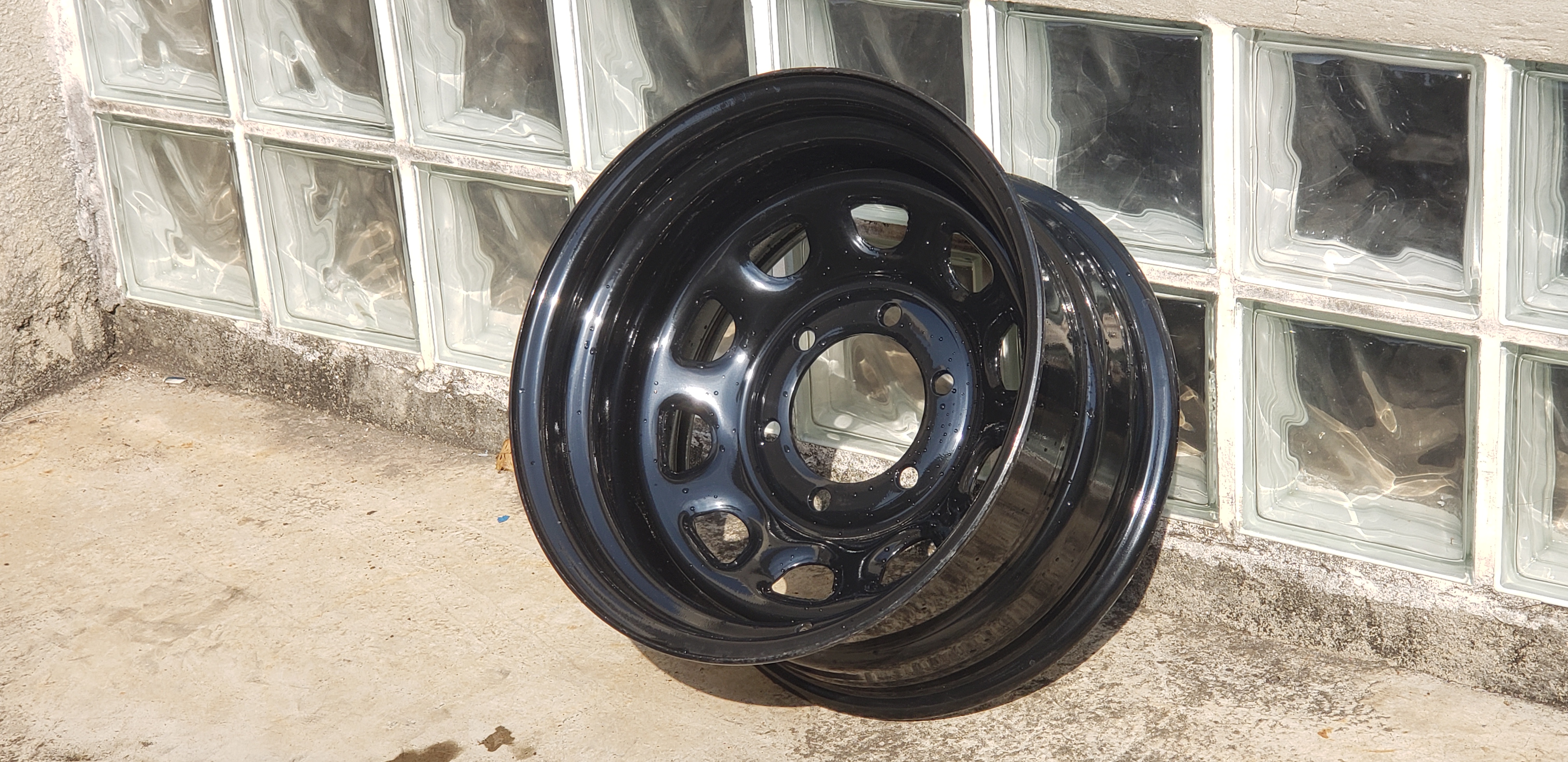 1 Daytona 15x8 Troller 