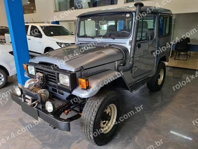 TOYOTA BANDEIRANTE 3.7 BJ50LV 4X4 ANO 1999