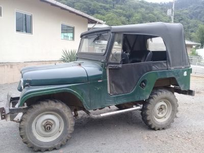 Vende se jeep willys
