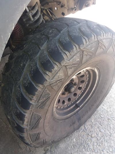 Pneus 35" 12.5" 15" Pneus 35" 12.5" 15"